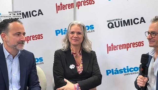 Foto de (VIDEO) Entrevista a Ricardo Ávila, agente de ICMA y Filtec, y a Mª Elena Veronese, directora de Ventas de Filtec