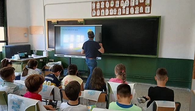 Foto de Facsa acerca el ciclo del agua a escolares extreme�os