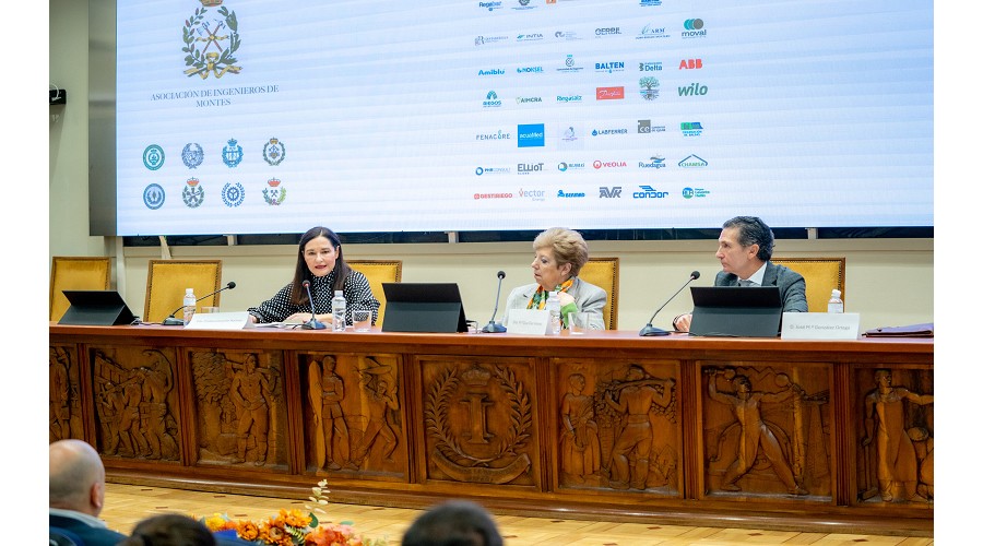 Foto de AERYD analiza el marco normativo, competencial y operativo de las balsas de regad�o en Espa�a