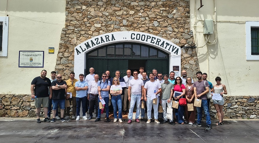 Foto de El Curso de Mantenimiento y Optimizaci�n de Almazaras re�ne en Badajoz a profesionales de Espa�a y Portugal