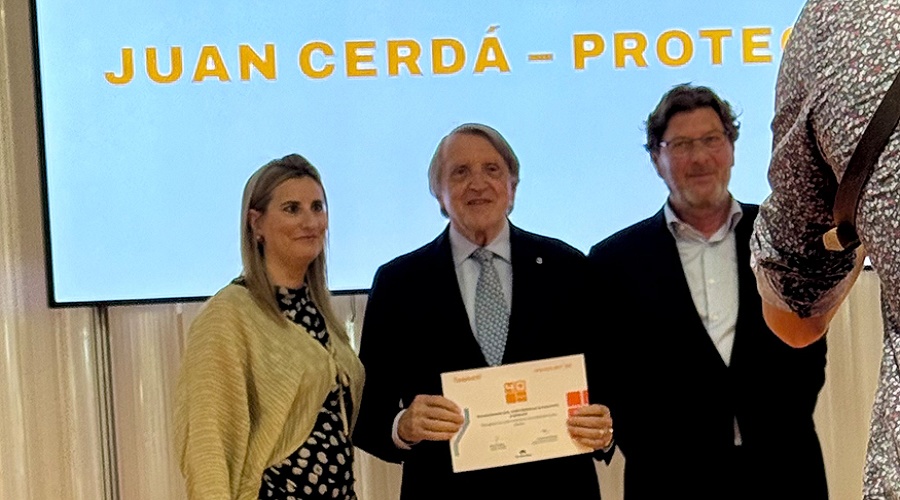 Foto de Protecnic 1967 combina innovaci�n tecnol�gica y reconocimiento a su fundador en Equiplast 2026