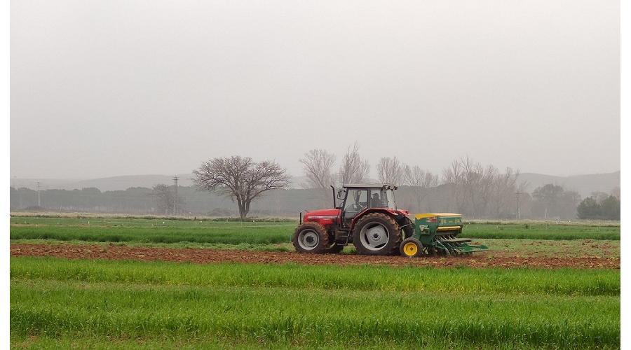 Foto de El sector agrario reclama el abaratamiento de insumos clave ante la posible reapertura de Ormuz