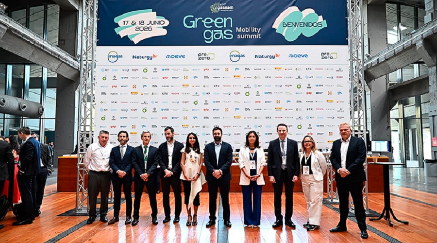 Foto de Gasnam presenta el �Observatorio para la descarbonizaci�n del Transporte�