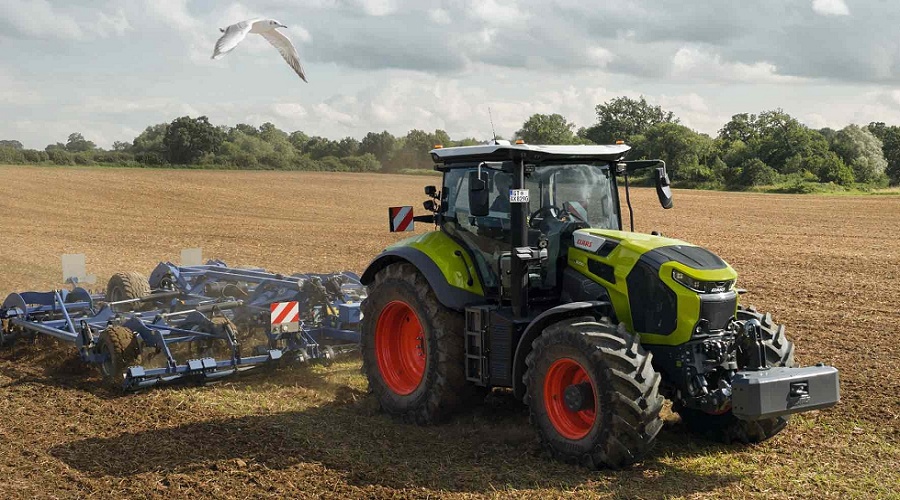 Foto de Axion 8 CMatic (240-313 CV): m�s all� del 800