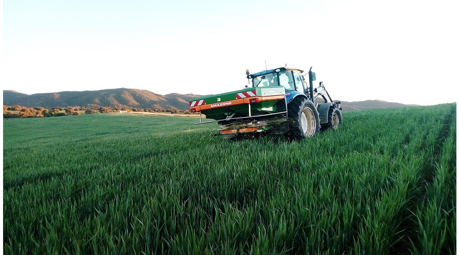 Foto de 250.000 agricultores acceden a las ayudas a los fertilizantes que ascender�n a casi 500 millones