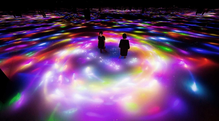 Foto de teamLab Planets, el espacio donde la iluminaci�n se integra en un sistema experiencial y multisensorial