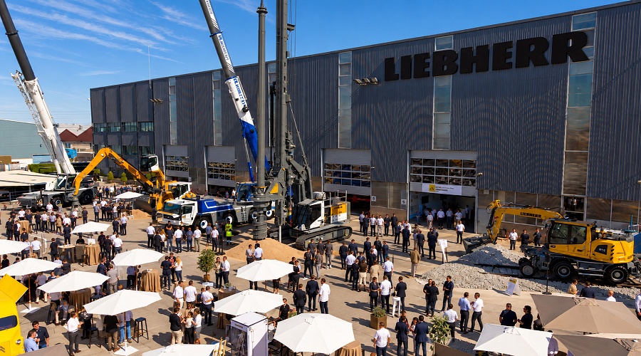 Foto de Liebherr Ib�rica presenta una visi�n 360� en su D�a del Cliente