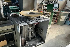 Mquina de llenado para muelas abrasivas