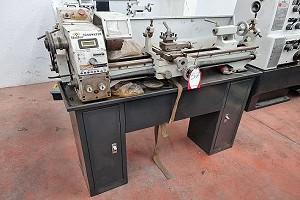 ELFER 250 V x 750 Torno Paralelo