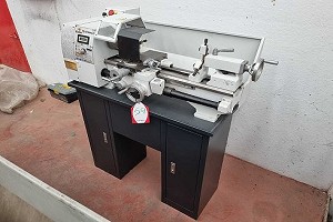 HELFER T 210 V x 400 Torno Paralelo - 2011