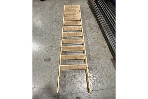 SIN PRECIO RESERVADO - Escalera de madera - Escalera de madera 11 pelda�os