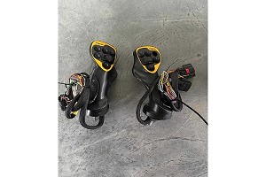 Engcon - Kit de control de joystick para maquinaria de construcci�n