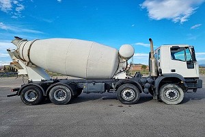 Cami�n Hormigonera IVECO EUROTRAKKER 380 - 2004