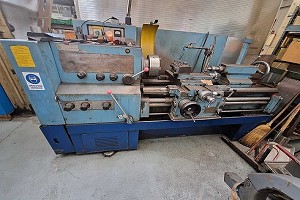 STANKOIMPORT - 16K20 - Torno universal