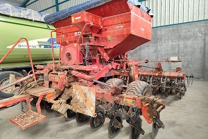 Sembradora neum�tica usada Kuhn de siembra directa de discos