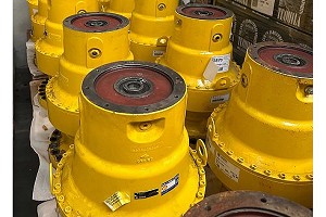 Peso aprox. 2960 kg Bonfiglioli Trasmital Gear - Fabricado en Italia (4x)