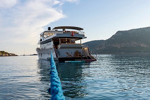 Arrastrero de 26,00 m de eslora