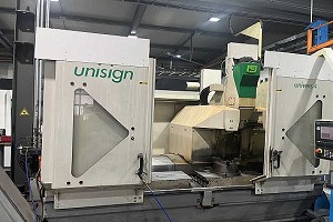 Unisign - Univers 4 - Fresadora CNC - 1999