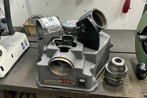 DAREX - V391 - M�quina de rectificar brocas