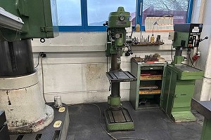 M�quina de perforaci�n de columna ALZMETALL AB3/ESV de 1954