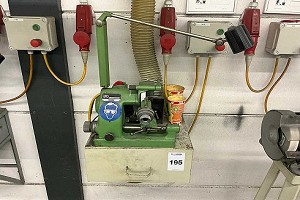 M�quina rectificadora de herramientas Deckel SO