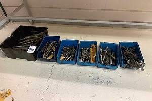 Diversas herramientas y herramientas