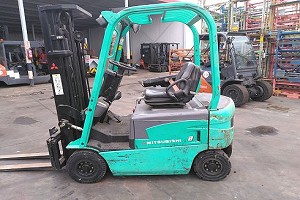 2011 MITSUBISHI FB18N