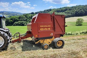 New Holland - 644 - - 1996