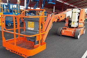 2008 JLG E300AJP
