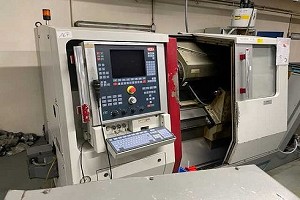 TRAUB TNA 300 torno CNC de 3 ejes con herramientas motorizadas