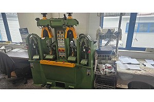 Máquina de moldeo OLYMPIC POLYFORM 84VH