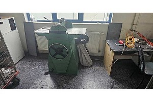 Máquina perforadora