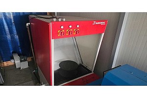 Cabina de pulverización EUROMAC con cortina de agua y sistema de extracción