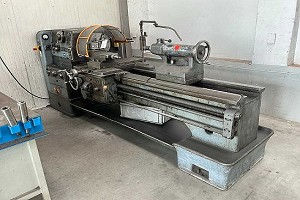 Torno de husillo de plomo y tracci�n WEIPERT W500E de 1962