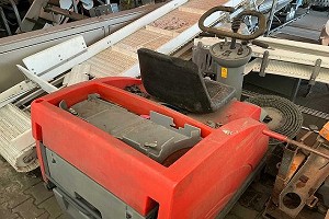 HAKO Jonas 900 E Sweeper