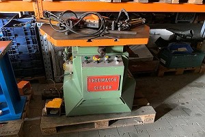 M�quina de muescas Siegen Indumasch