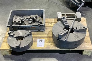 Diversos accesorios para torno