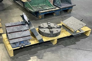 Diversos accesorios para torno