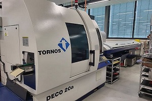 Torno CNC Swiss Type