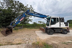 Excavadora con ruedas Volvo EW160C | A�o de construcci�n 2009 | 14.604,8 h | 106 kW | Powertilt | Acoplador r�pido