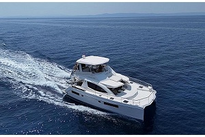 Powercat de 15,40 m de eslora