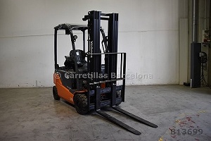Contrapesada eléctrica (4 ruedas) Toyota 8FBM18T