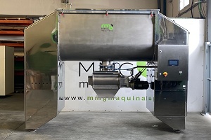 Mezcladora horizontal 2.000l con molino triturador nueva
