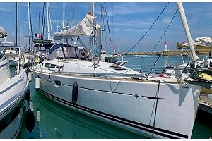 Velero de crucero de 12,85 m de eslora