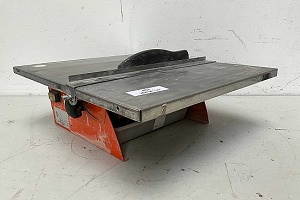 M�quina de serrar azulejos Rubi ND-200
