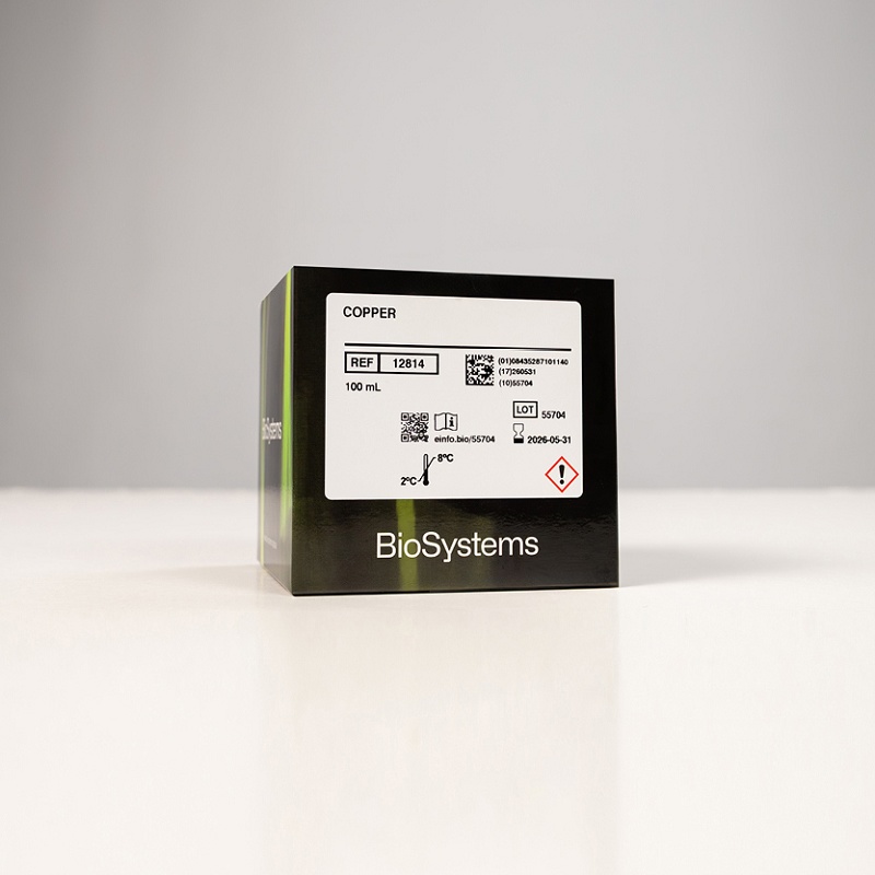 Foto deAnálisis de cobre en vino