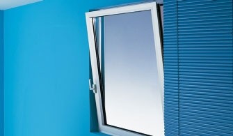 Foto deHerrajes para ventanas oscilobatientes