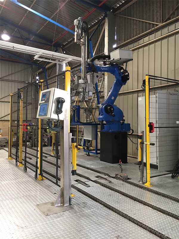 Foto deLlenadoras automáticas de bidones y envases