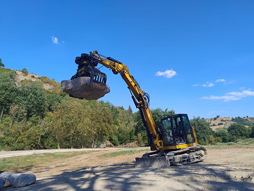 Foto dePinzas seleccionadoras para excavadoras