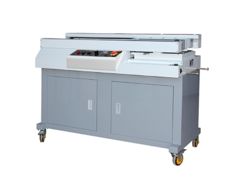 Foto de Fresadora - Encoladora profesional